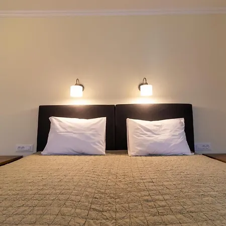 Taverna & Appartement Sutivan