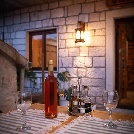 Appartement Taverna &