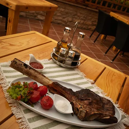 Taverna &