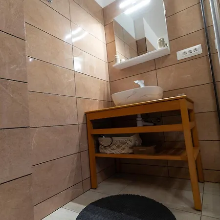 Appartement Taverna &