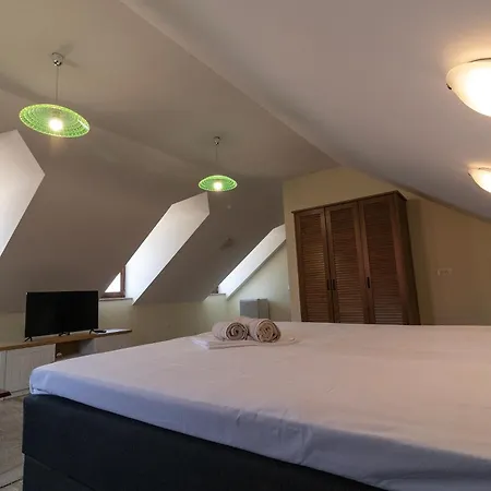Taverna & Apartamento
