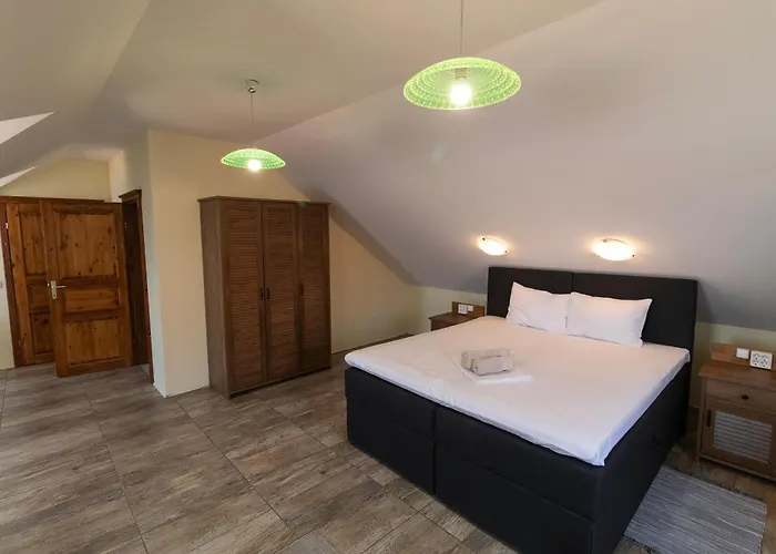 Appartement Taverna &