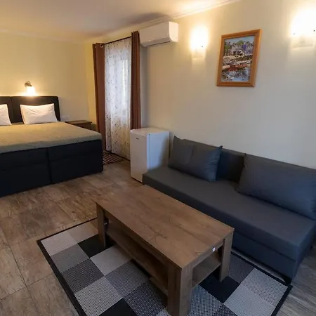 Taverna & Apartmán